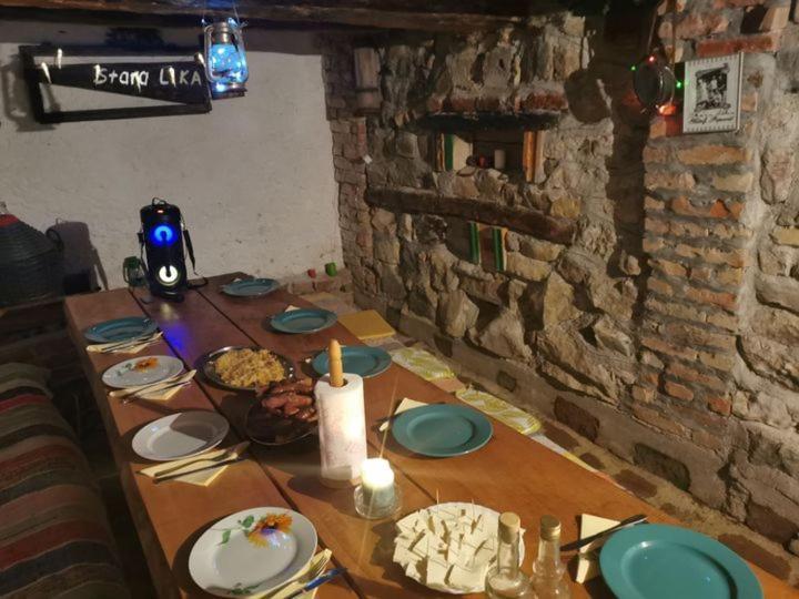 Ivona - Kuca Za Odmor Perusic - Stara Lika Apartamento Exterior foto