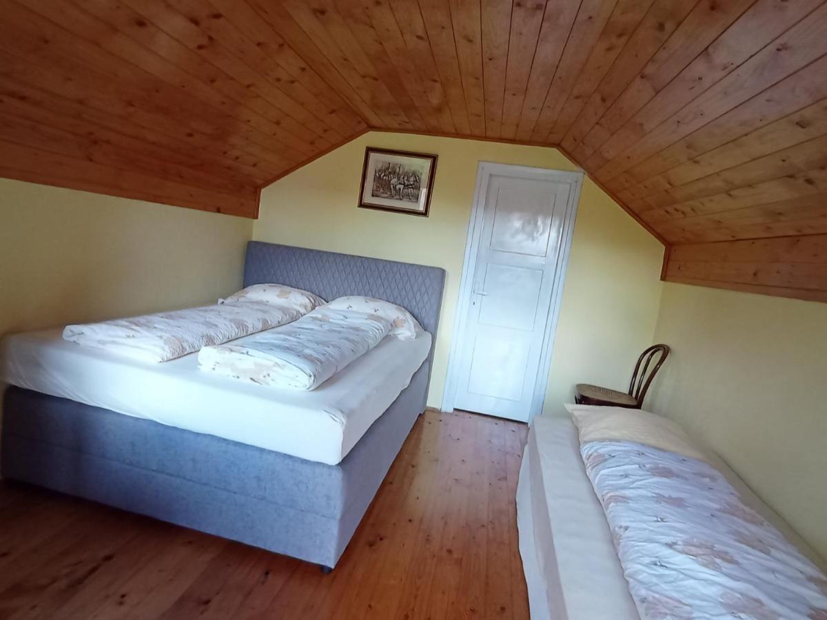 Ivona - Kuca Za Odmor Perusic - Stara Lika Apartamento Exterior foto