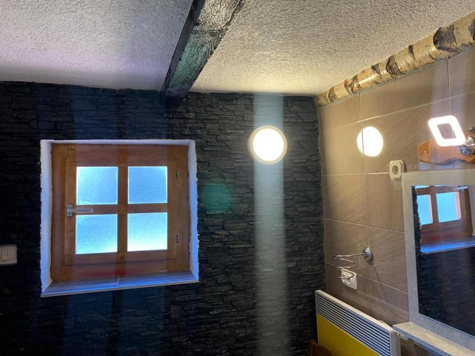 Ivona - Kuca Za Odmor Perusic - Stara Lika Apartamento Exterior foto